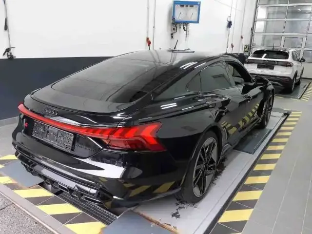 Audi e-tron GT
