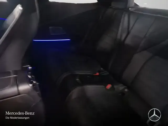 Mercedes-Benz CLE 300