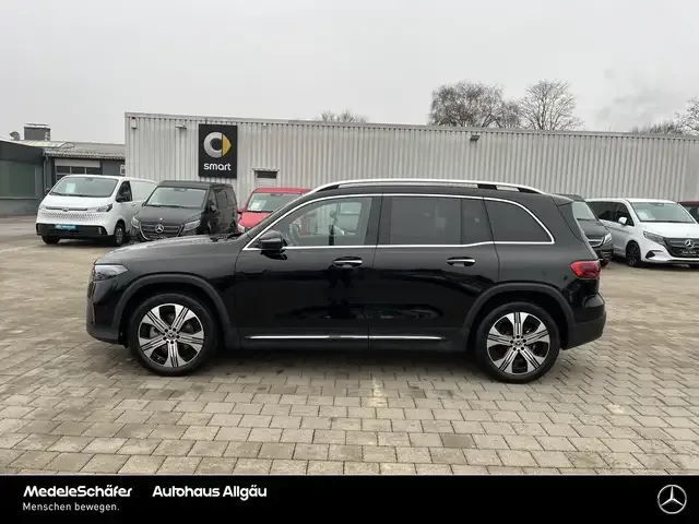 Mercedes-Benz EQB 300