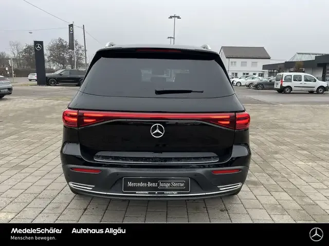 Mercedes-Benz EQB 300