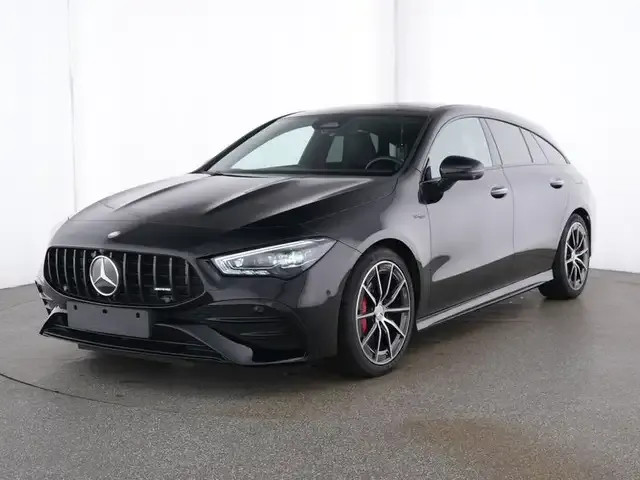 Mercedes-Benz CLA 35 AMG