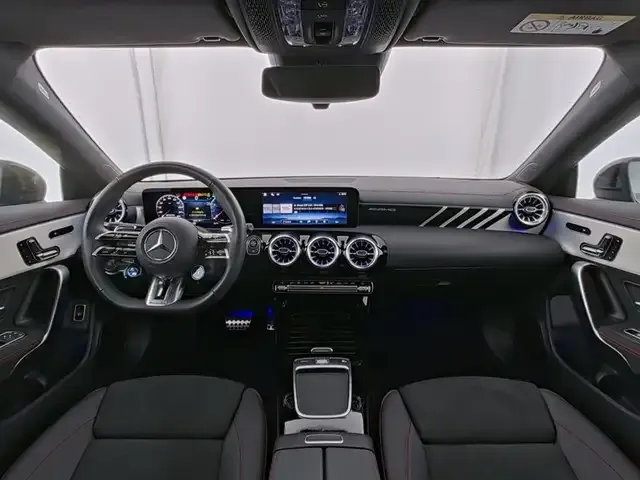 Mercedes-Benz CLA 35 AMG
