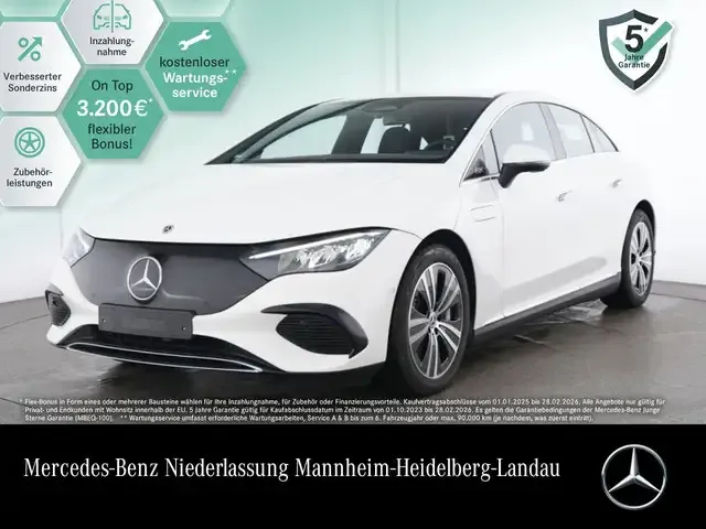 Mercedes-Benz EQE 300