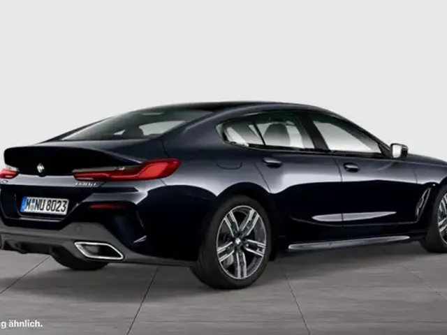 BMW 840