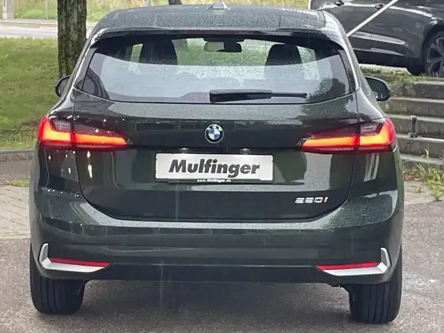 BMW 220