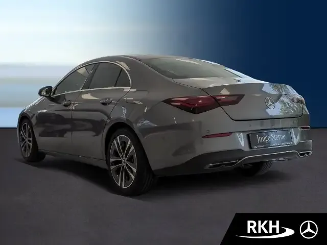 Mercedes-Benz CLA 180