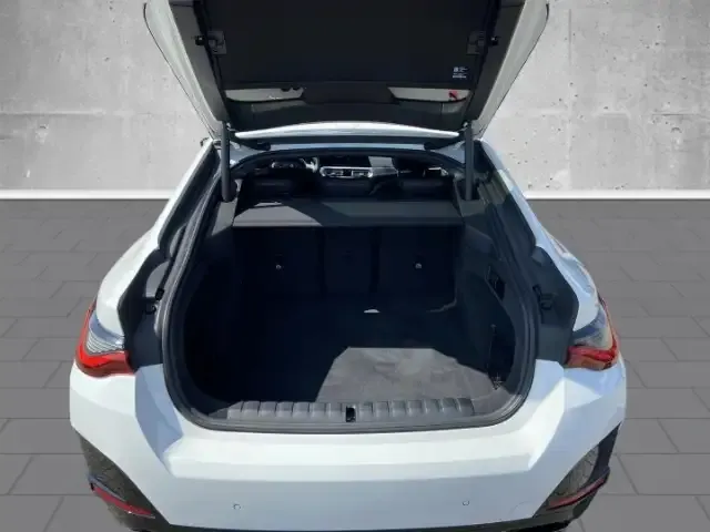 BMW 440