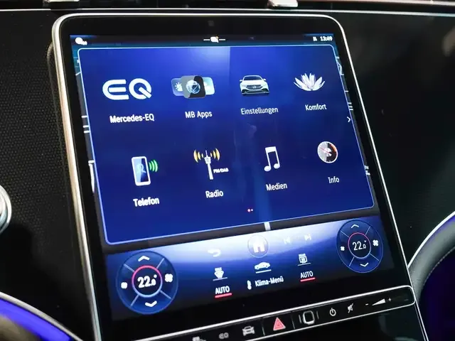 Mercedes-Benz EQE 300