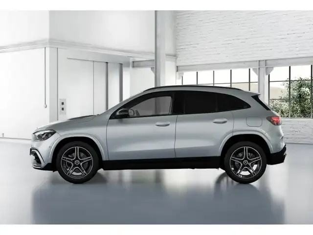 Mercedes-Benz GLA 220