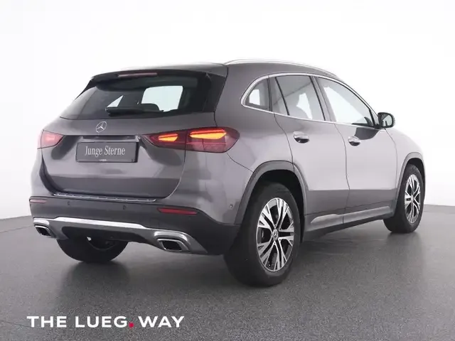 Mercedes-Benz GLA 180