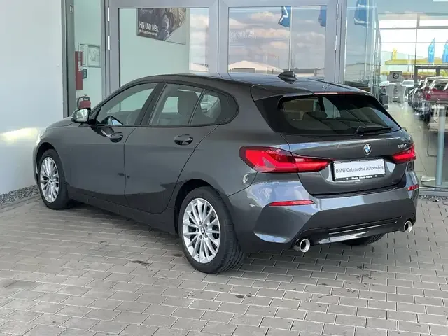 BMW 118