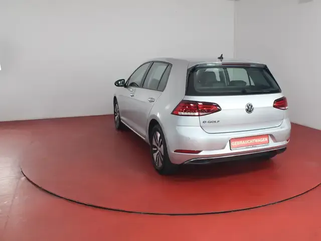 Volkswagen e-Golf