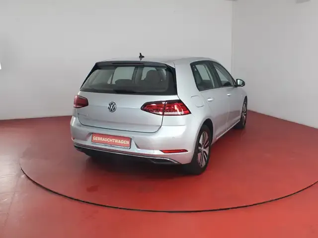 Volkswagen e-Golf