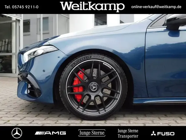 Mercedes-Benz A 45 AMG