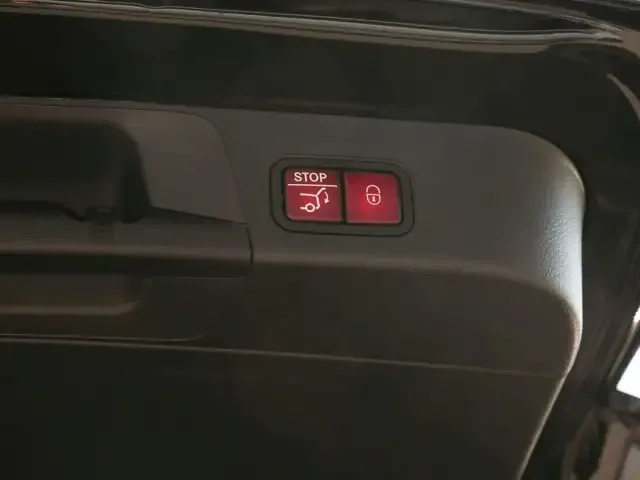 Mercedes-Benz EQB 350