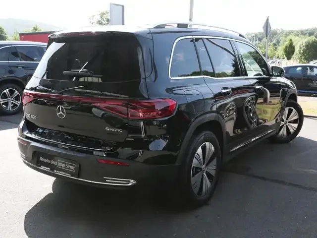 Mercedes-Benz EQB 350
