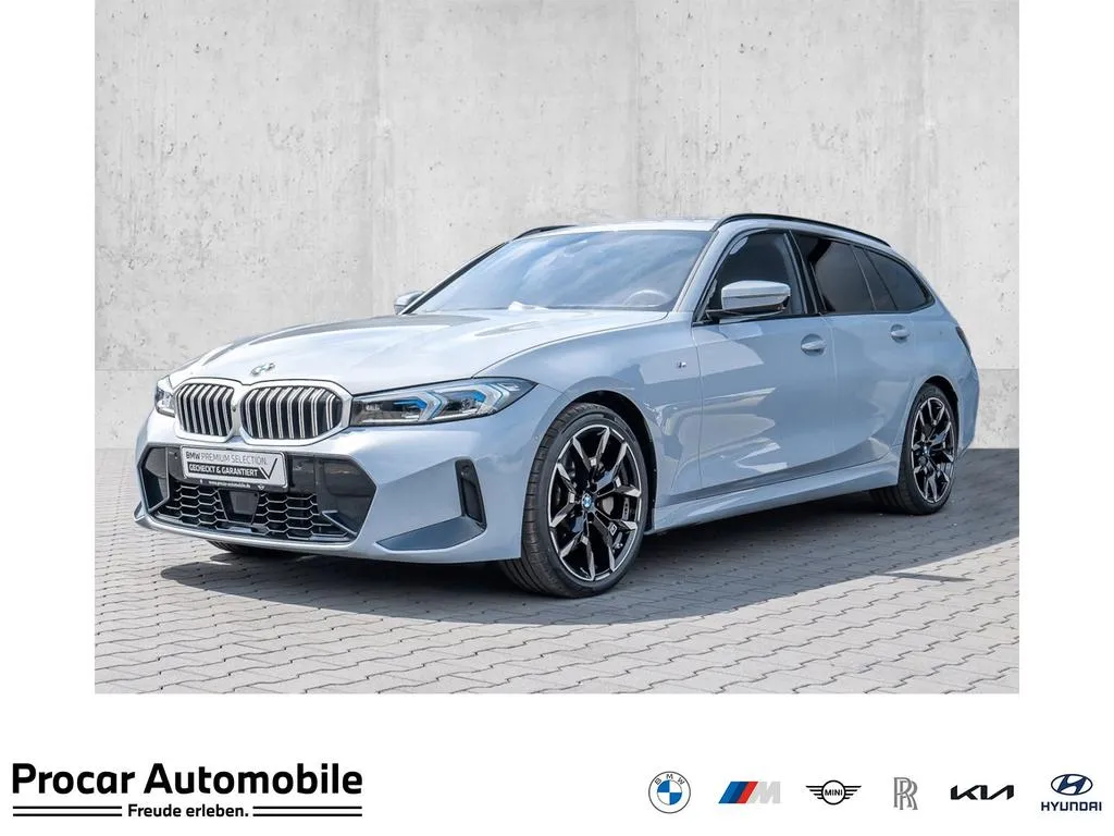 BMW 330