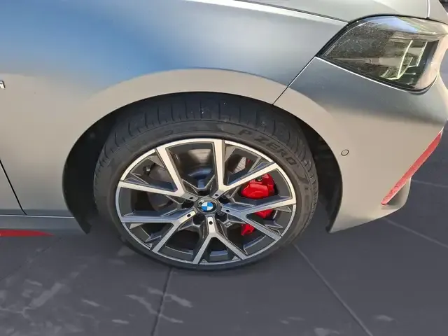 BMW 128