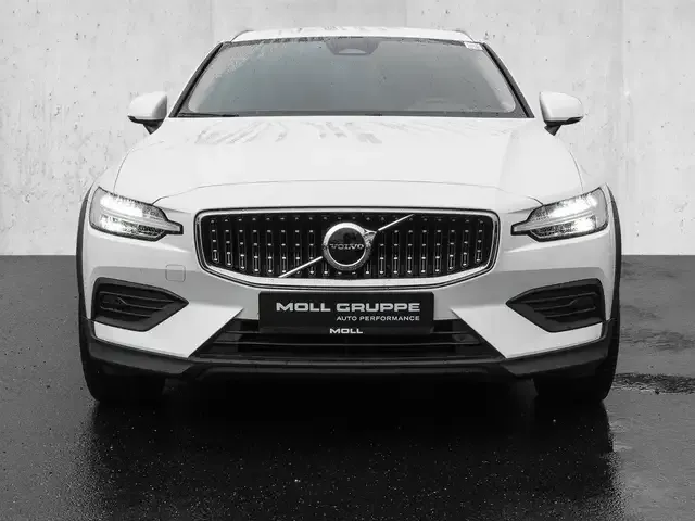 Volvo V60 Cross Country