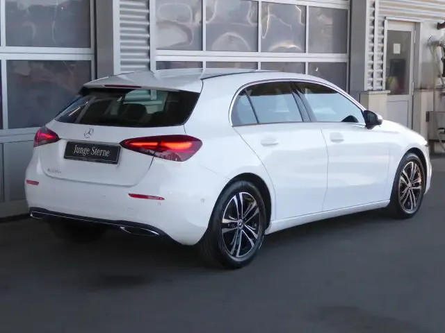 Mercedes-Benz A 200