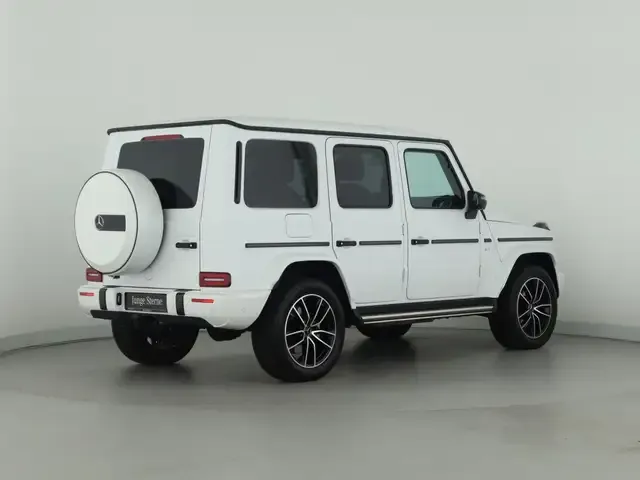 Mercedes-Benz G 500