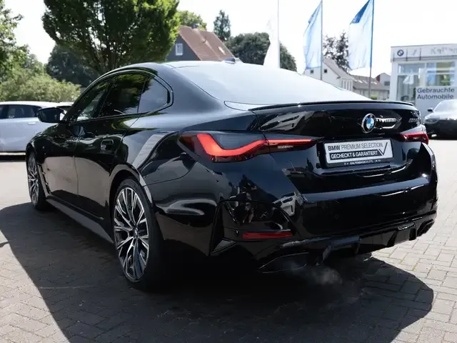 BMW 440