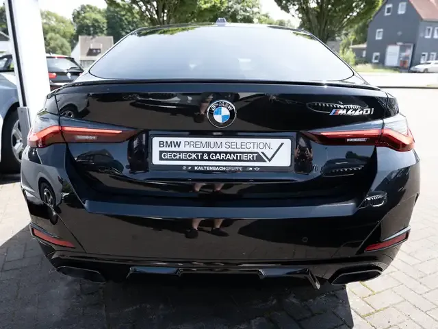 BMW 440