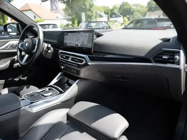 BMW 440