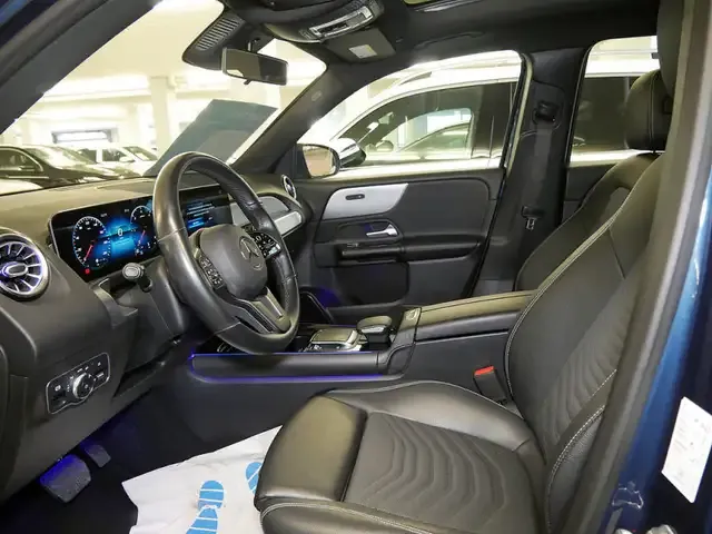 Mercedes-Benz GLB 200