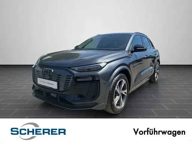 Audi Q6