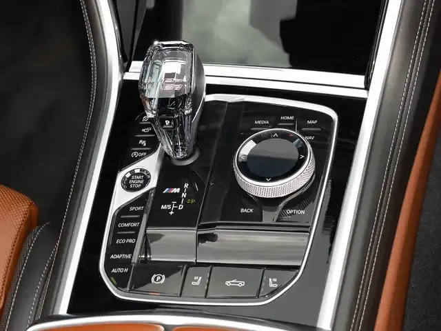 BMW M850