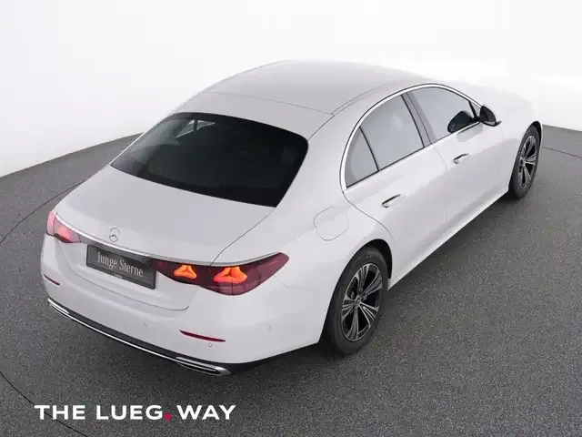 Mercedes-Benz E 200