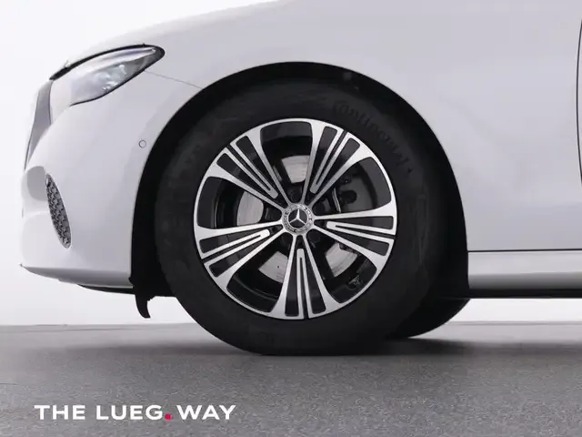 Mercedes-Benz E 200