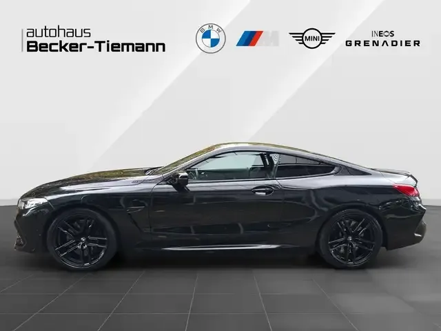 BMW M8