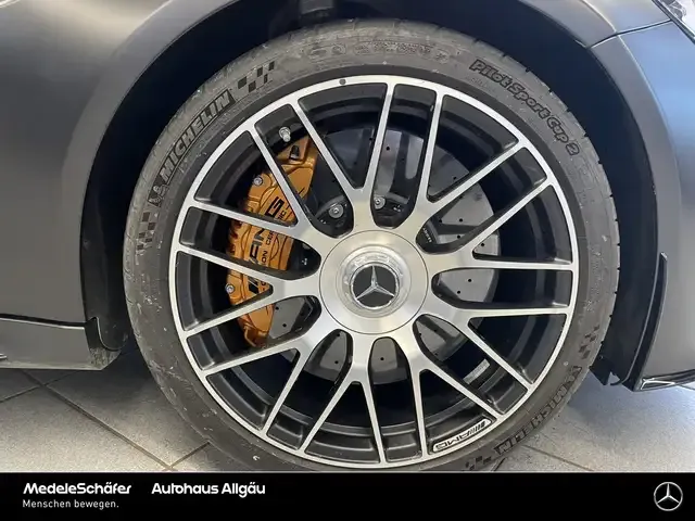 Mercedes-Benz C 63 AMG