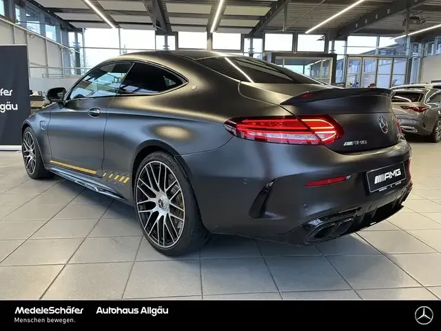 Mercedes-Benz C 63 AMG