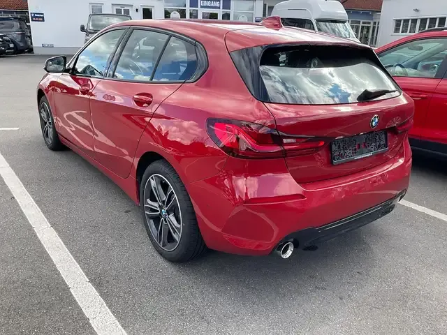 BMW 118