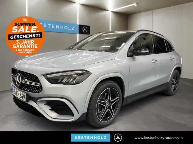 Mercedes-Benz GLA 200
