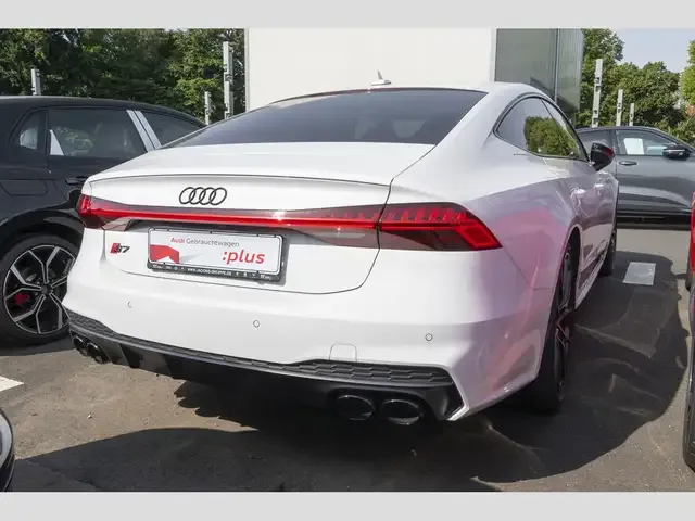 Audi S7