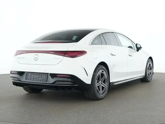 Mercedes-Benz EQE 350
