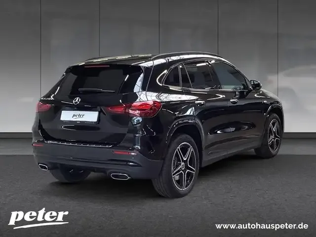Mercedes-Benz GLA 250