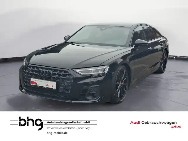 Audi S8