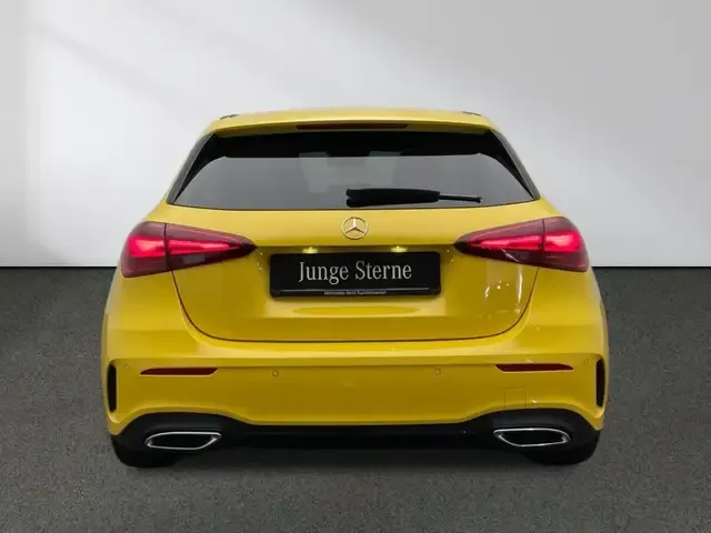 Mercedes-Benz A 220