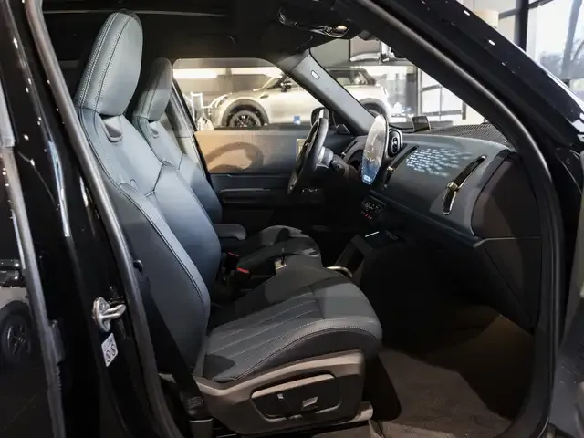 MINI Cooper SE Countryman