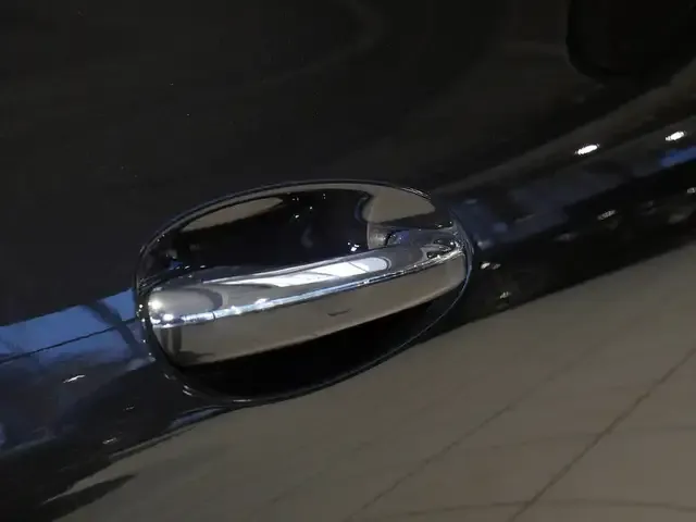 Mercedes-Benz CLE 200