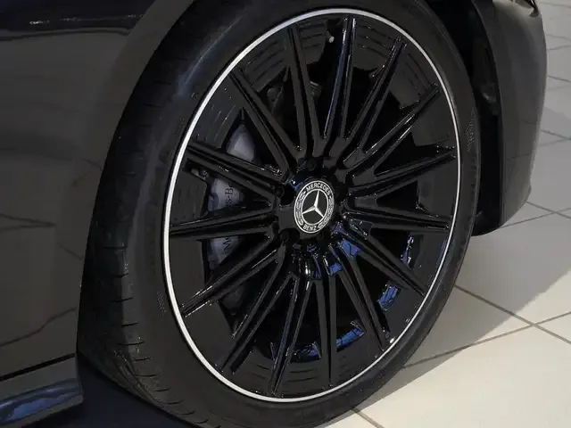 Mercedes-Benz CLE 200