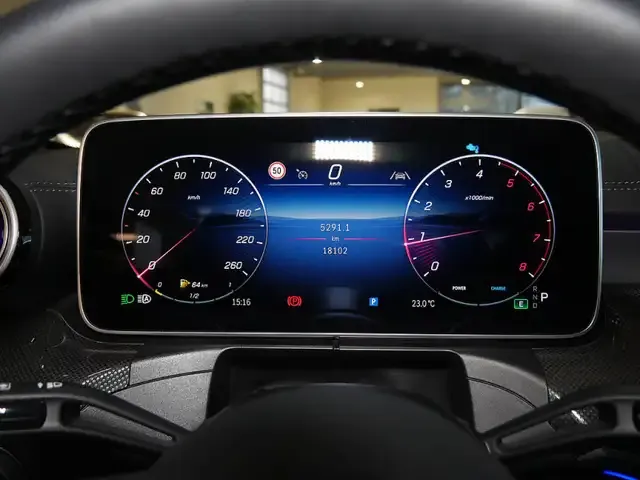 Mercedes-Benz CLE 200