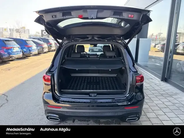 Mercedes-Benz GLB 250