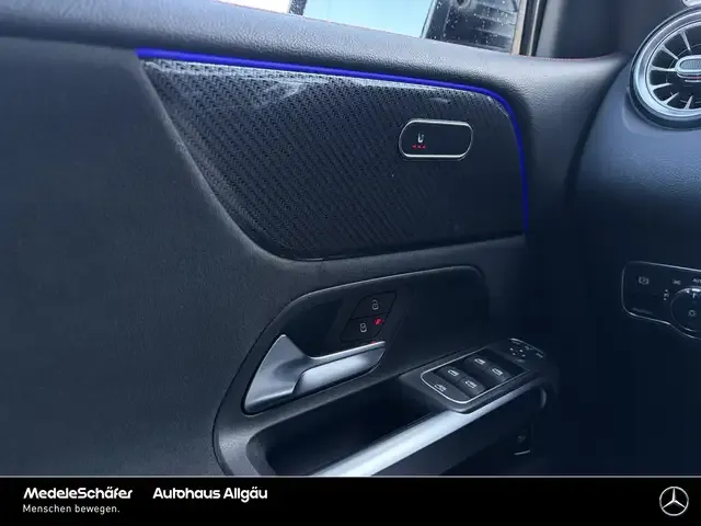 Mercedes-Benz GLB 250