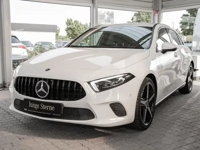 Mercedes-Benz A 200
